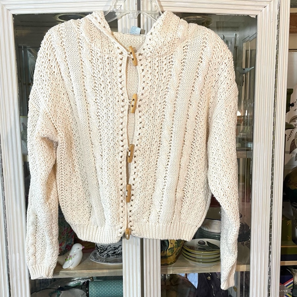 Jamie Scott cream handknit cardigan sweater wood buttons M Vintage